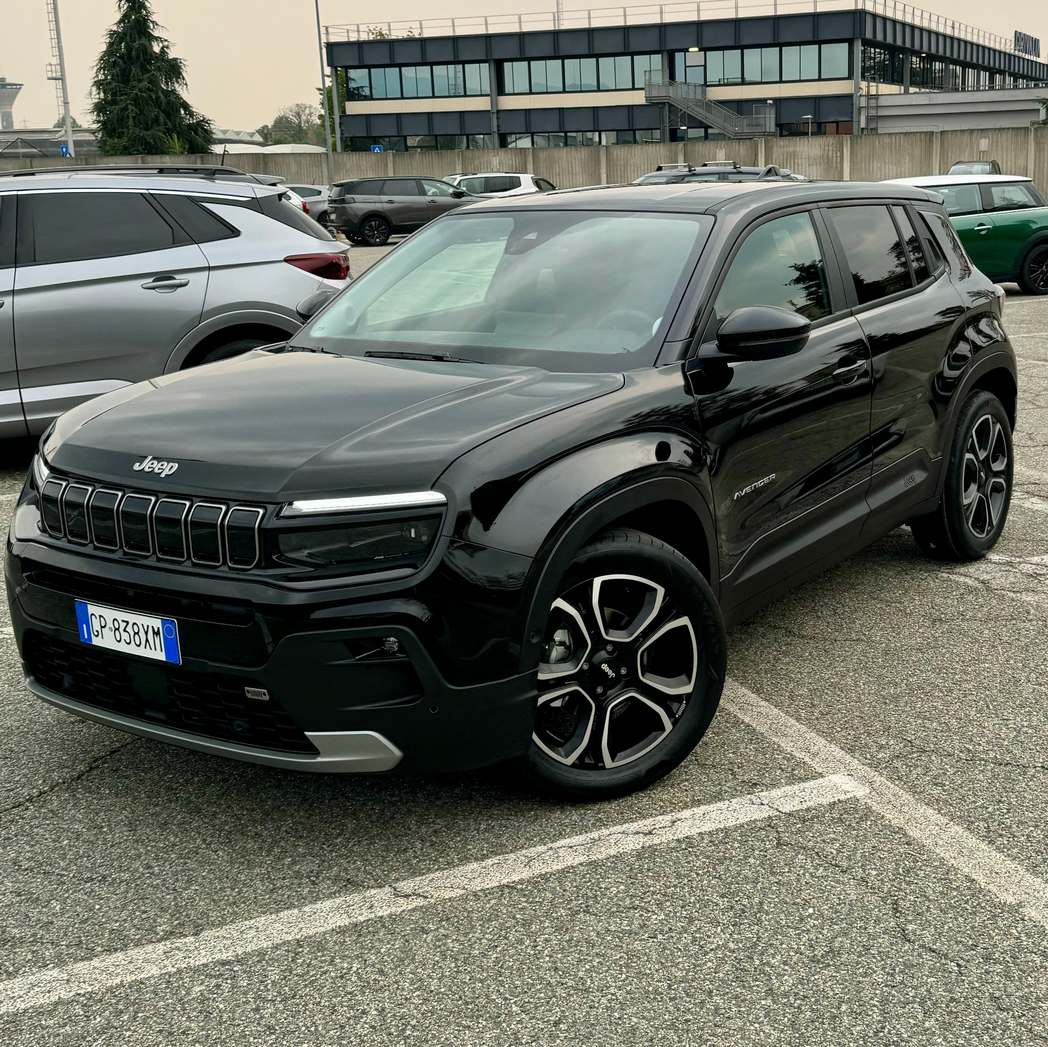 2023 JEEP Avenger Summit a Torino, Italia Vendita